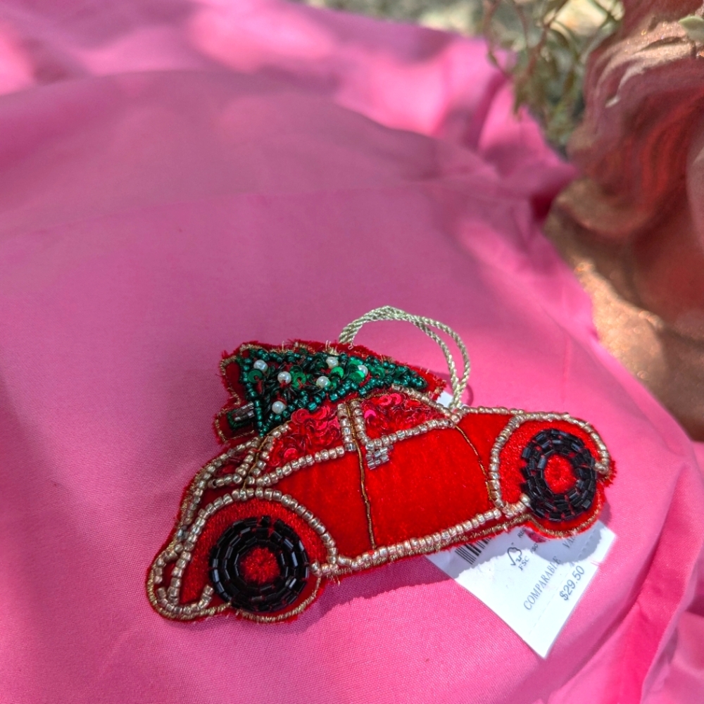 NWT 🎄 J. CREW 🎄 Hand-Beaded RED VELVET Christmas⛄CAR ORNAMENT ❄️ great gift 🎁